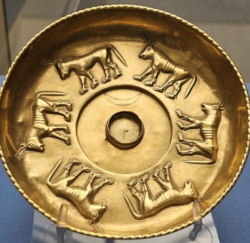 Gold bowl possibly from Gela